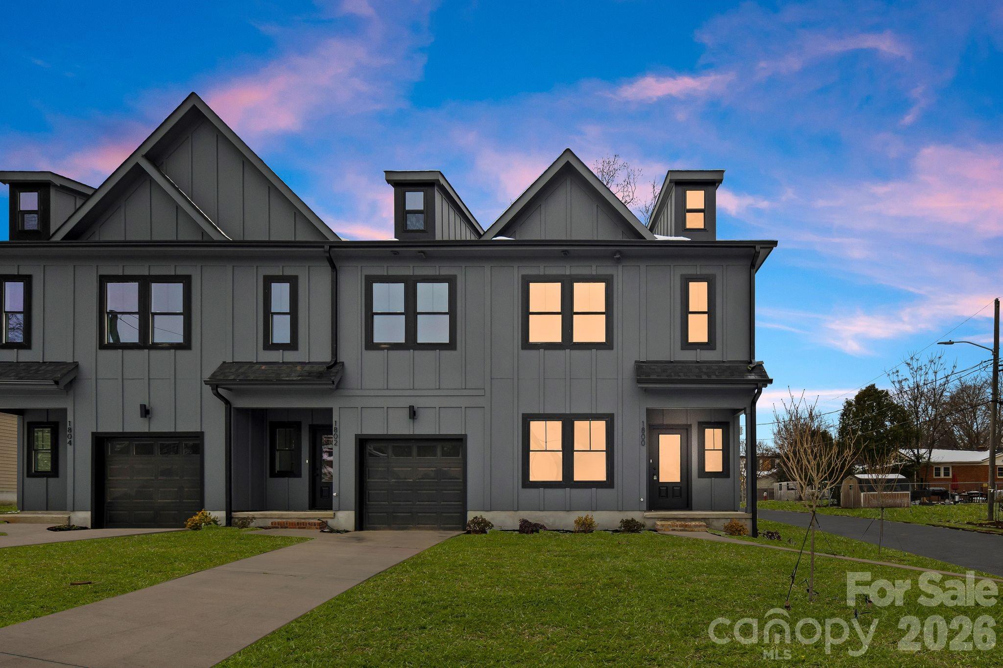 Oaklawn Park - Residential