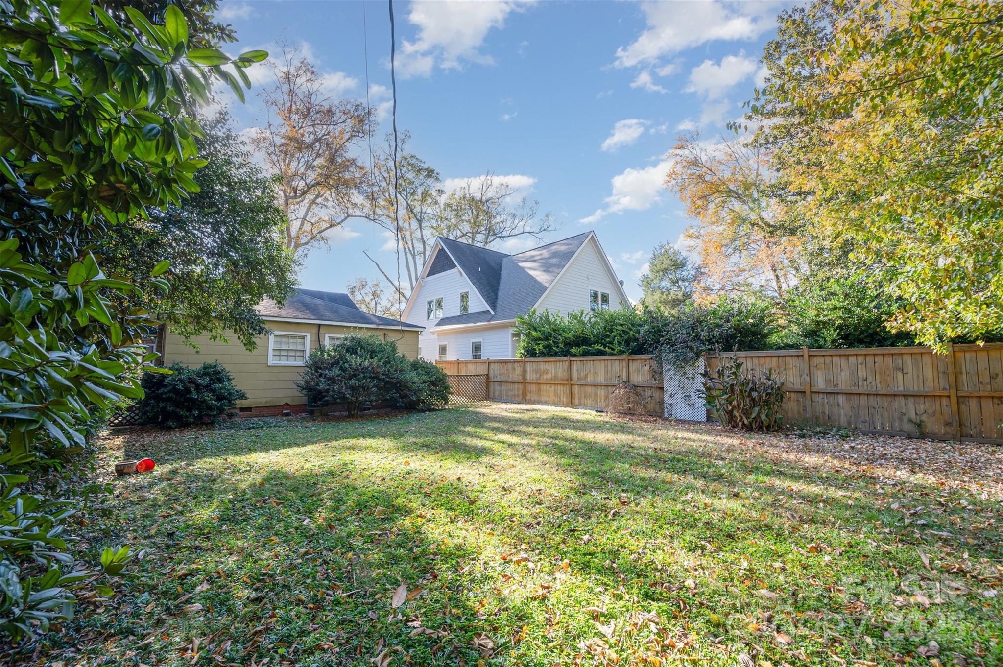 2213 Chesterfield Avenue