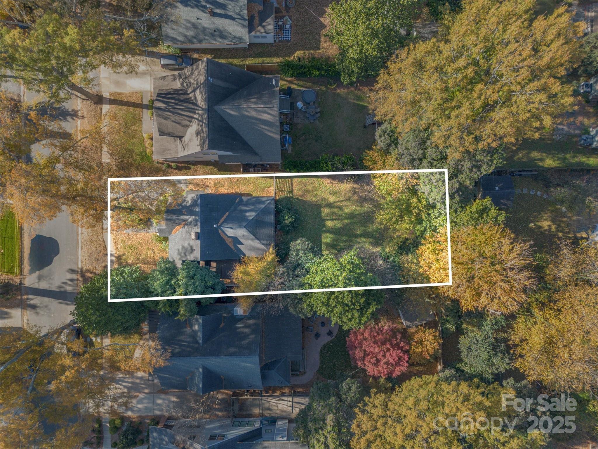 2213 Chesterfield Avenue