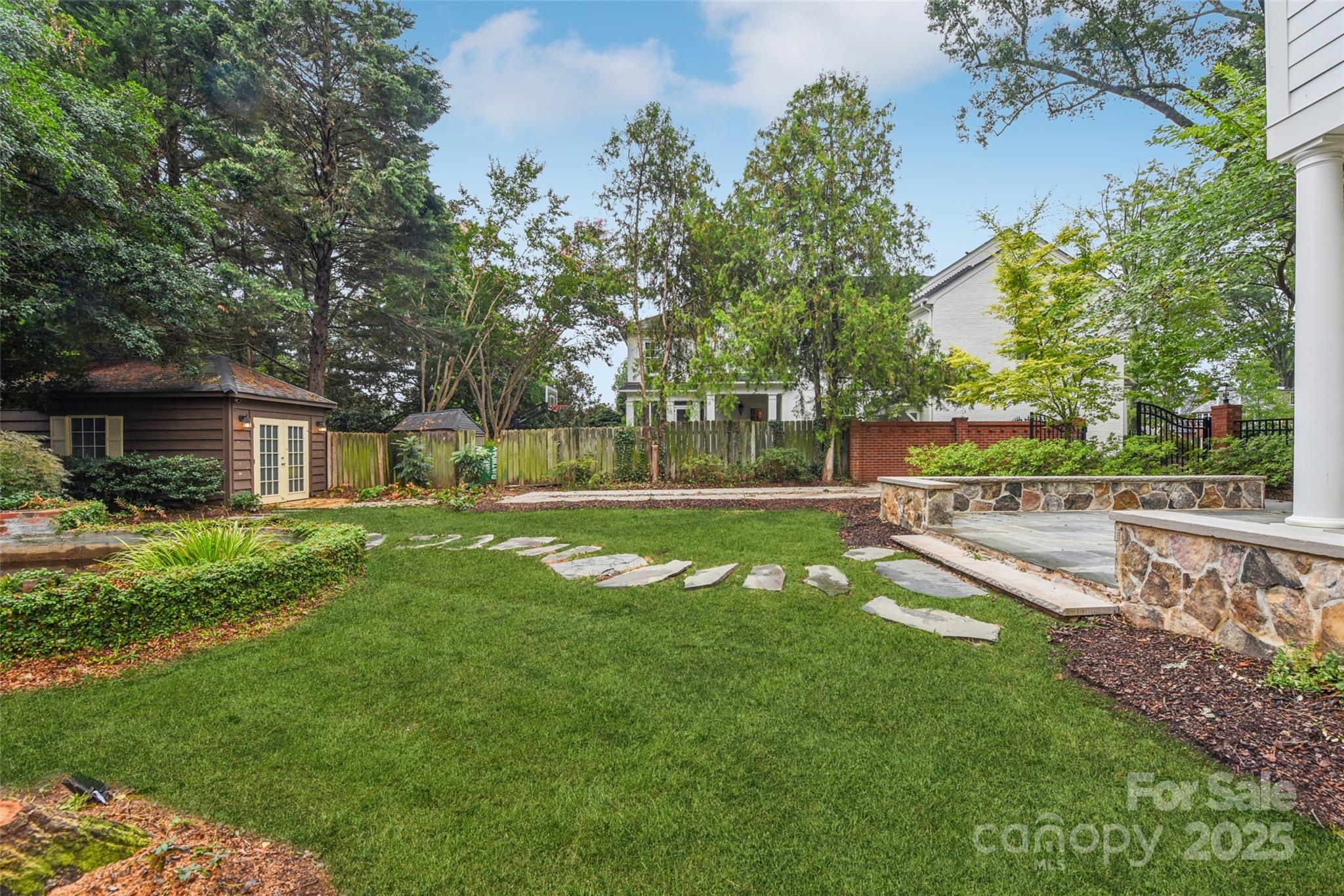 Myers Park - Residential