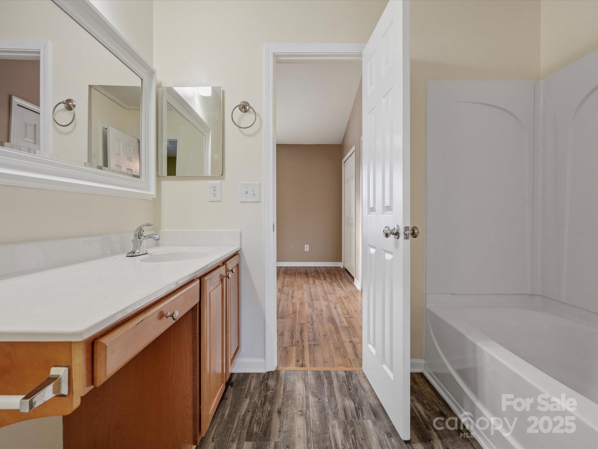 Windsor Trace - Residential