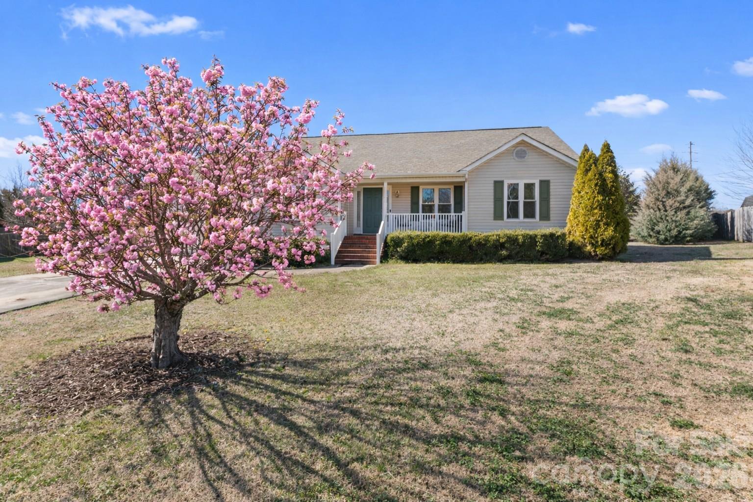 921 Hollow Hill Court