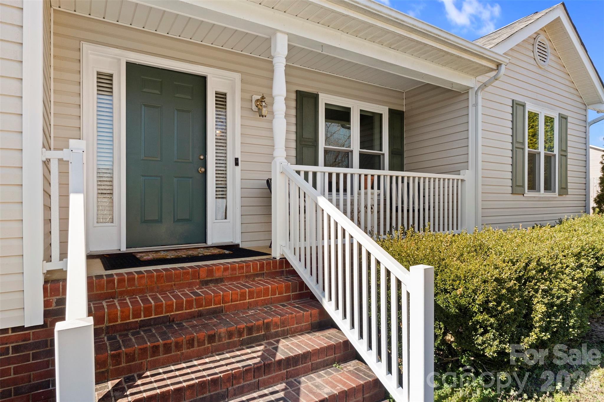 921 Hollow Hill Court