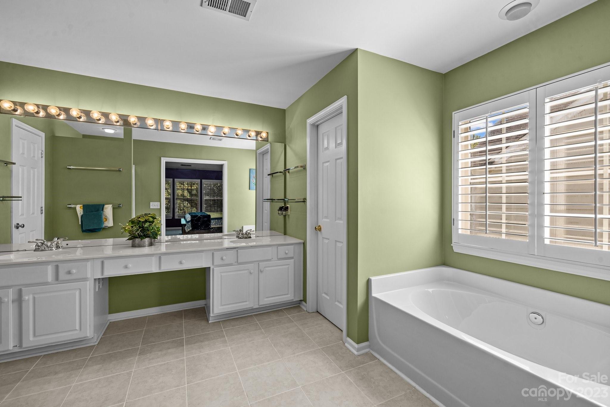 Reavencrest - Residential