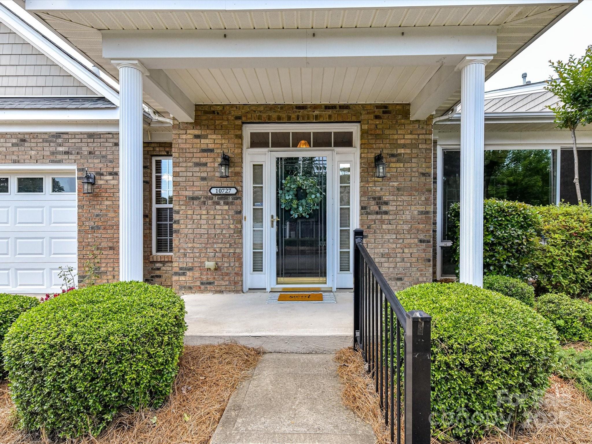 10727 Ryan Courtney Square