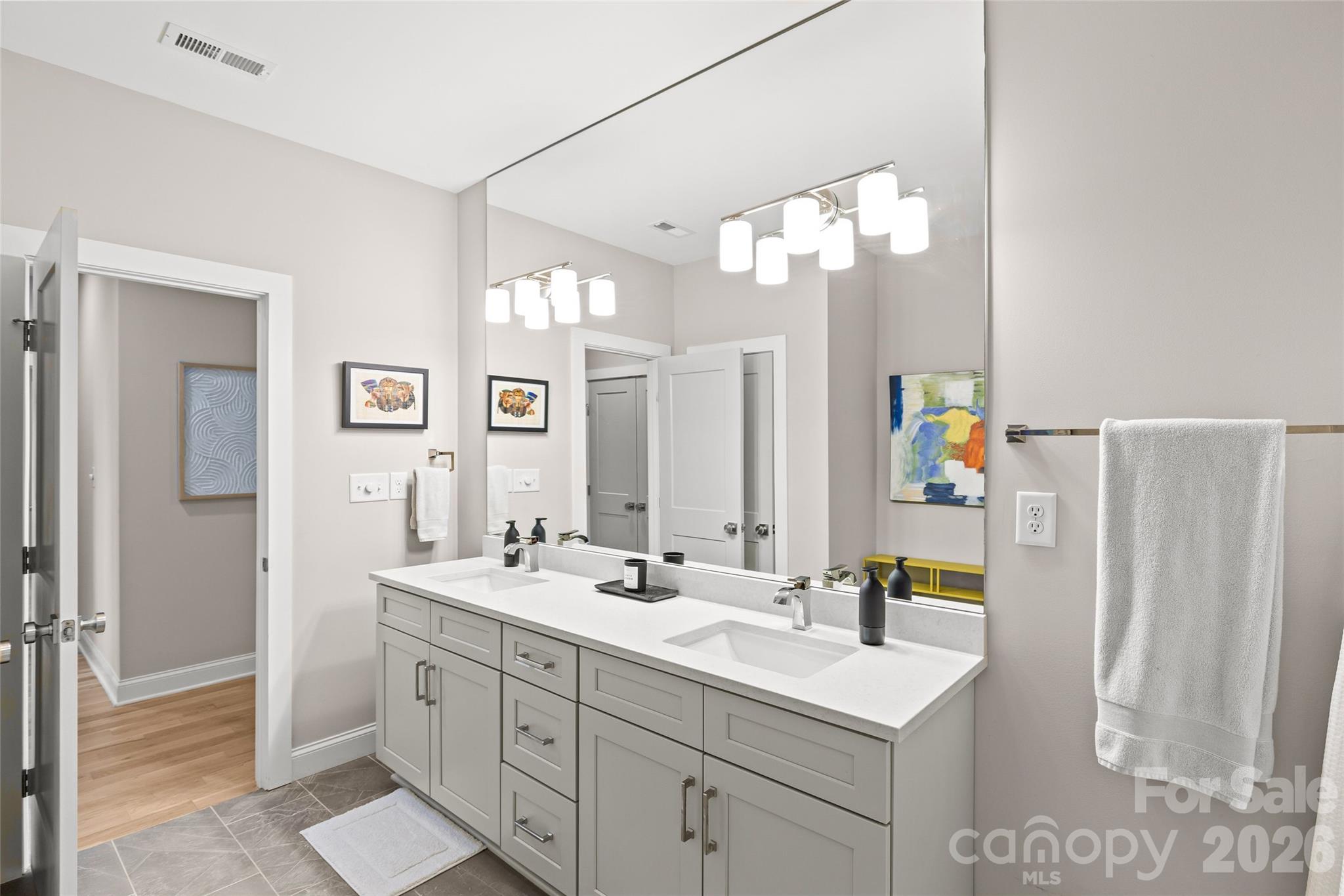 The Arts District - Residential