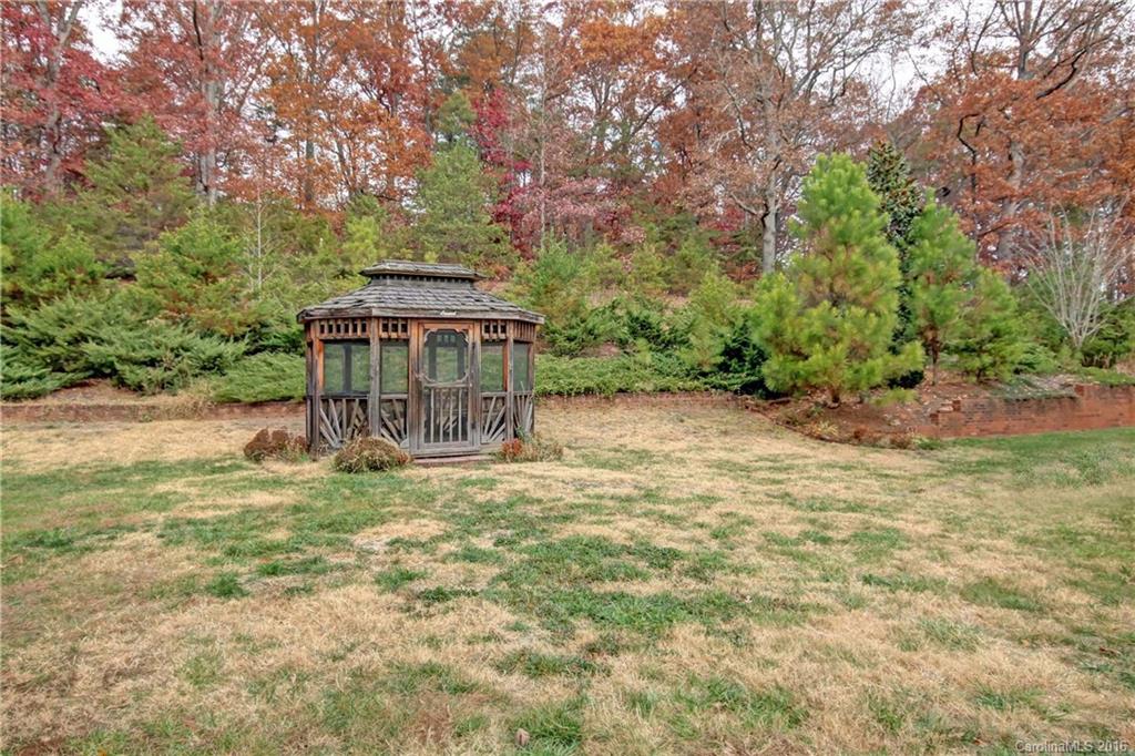 Quail Hollow - Residential