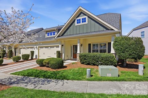 Photo of 175 Aztec Circle, Mooresville, NC 28117 (MLS # 4358871)