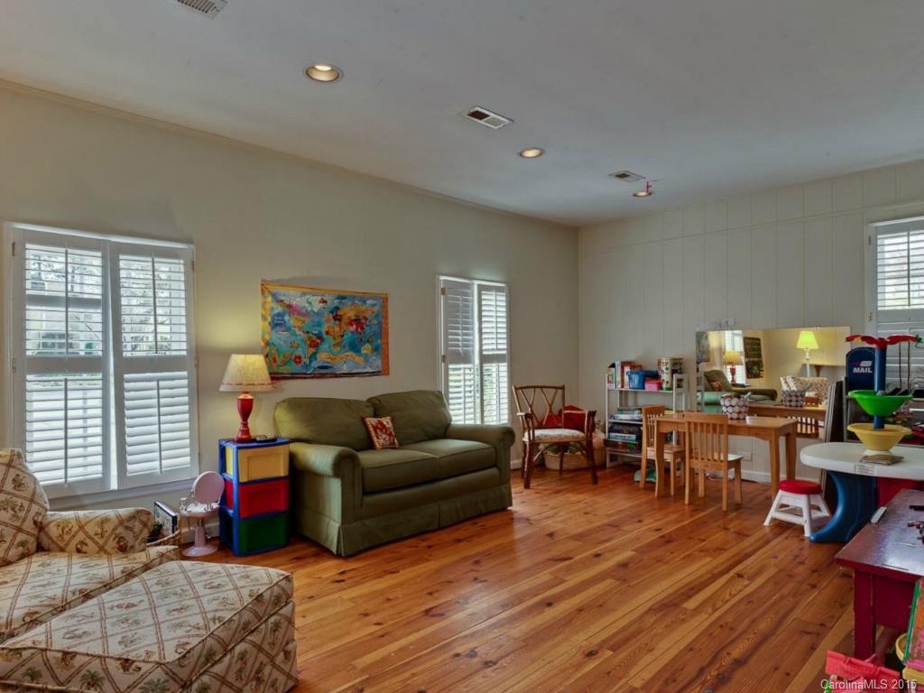 Myers Park - Residential