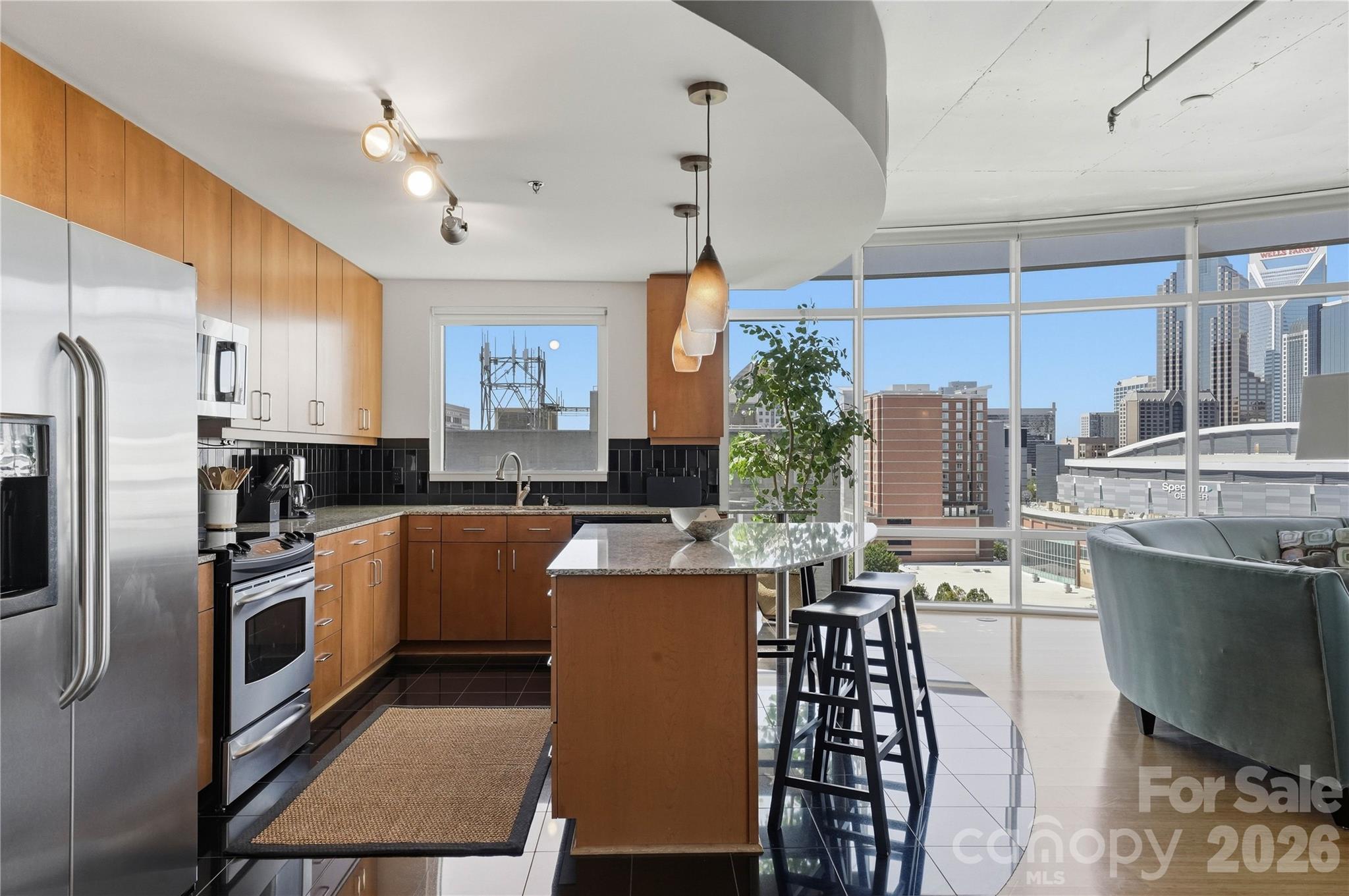 505 E 6th Street 1201
