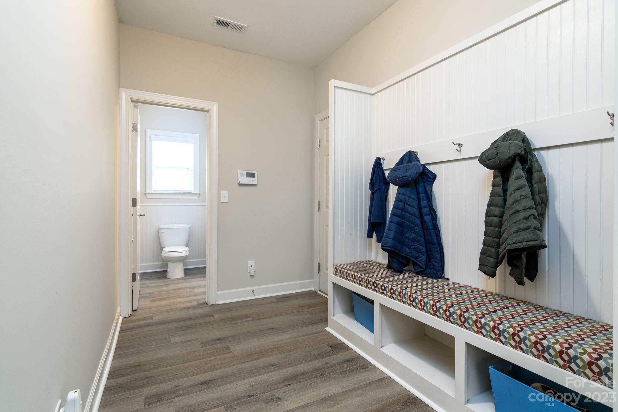 Lake Ridge - Residential