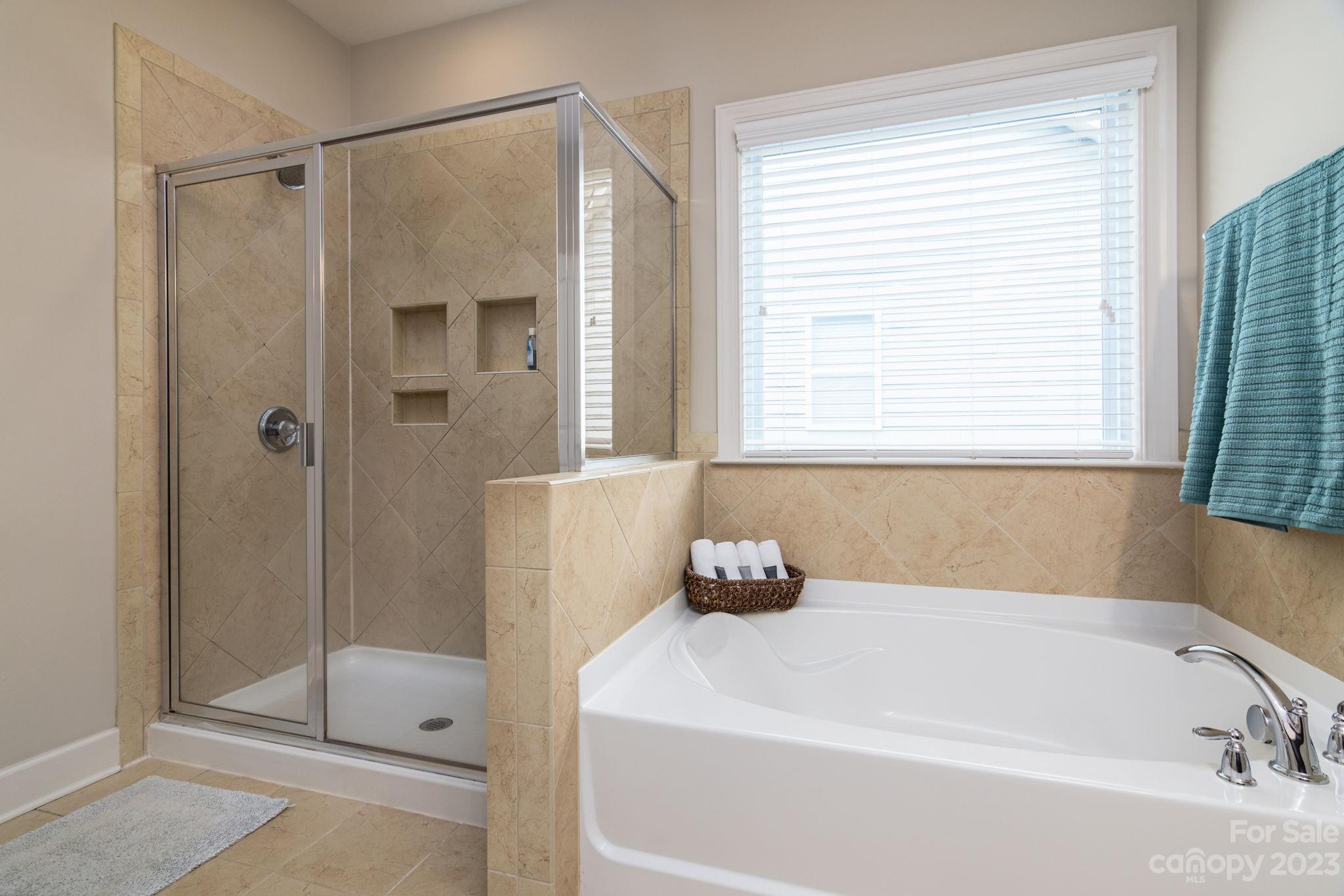 Lake Ridge - Residential