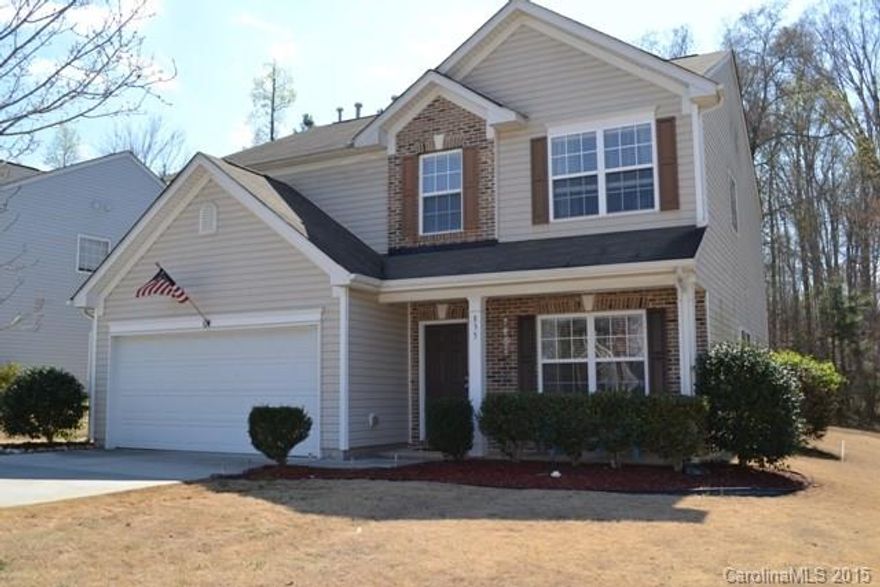 Gorgeous home in cul-de-sac offers formal living room and dining room, spacious kitchen and eating area, great room with fireplace/gas logs.  Huge master bedroom with walk-in closet, three secondary bedrooms.  Laundry room conveniently located upstairs with the bedrooms.  A must see!  Note:  Dining room light will not convey.  Neighborhood has pool and club house!  Close to schools and the Aquatic Center.
REMOVE SHOES BEFORE ENTERING HOME!