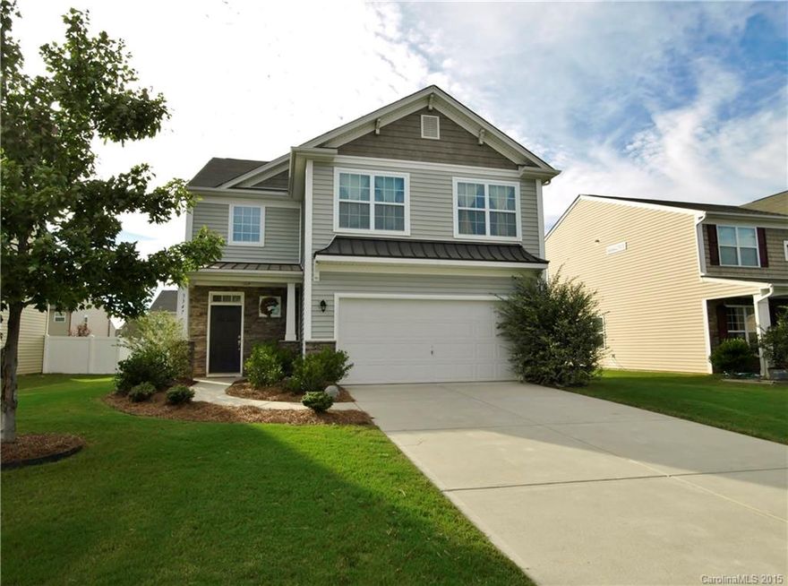 Open floor plan in a desirable community, featuring great room with fireplace, kitchen w/ large pantry and lots of cabinet space, hardwoods in entry & dining area, spacious backyard w/ patio.    
Upstairs features HUGE master suite with trey ceilings, sitting room, 2 closets, bath w/ double vanities, separate garden tub & shower, also upstairs are 3 additional bedrooms & laundry.     

Amenities include: pool, clubhouse, playground, tennis, basketball, dog park, volleyball & garden