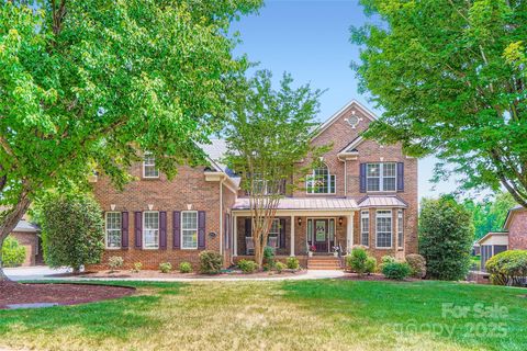Photo of 844 Clonmel Drive, Matthews, NC 28104 (MLS # 4275130)