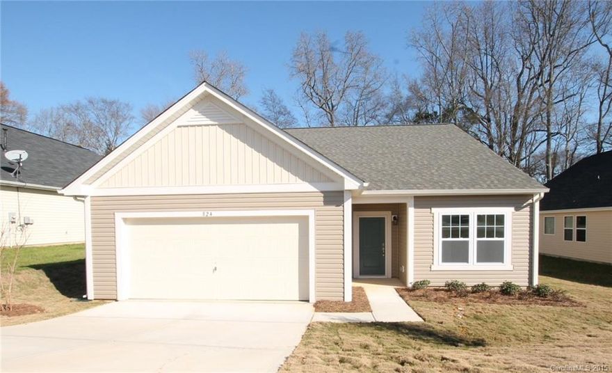 Desirable ranch plan located in convenient Rock Hill community.  The Bayside plan features over 1600 HSF & 3bd/2.5bth within one story.  Highlights include the screened porch accessed by beautiful french doors, the breakfast nook with just the right natural lighting or the oversized great room.  Quality finish with smooth ceilings, upgraded appliances, hardwood flooring, two toned paint & more.  Boasting quality, space & location!  Builder offers closing costs with use of preferred lender.