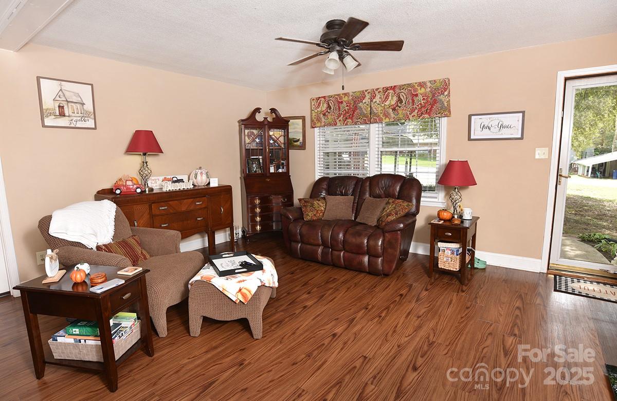 Happy Hollow - Residential