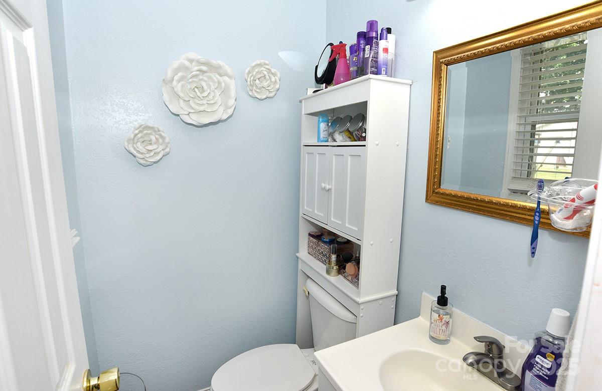 Happy Hollow - Residential