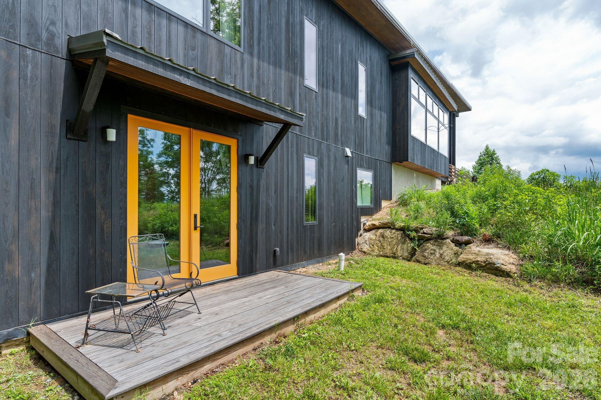 601 and 478 Freedom Cove Drive
