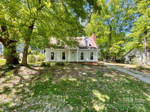 2113 Killarney Place Charlotte NC 28262