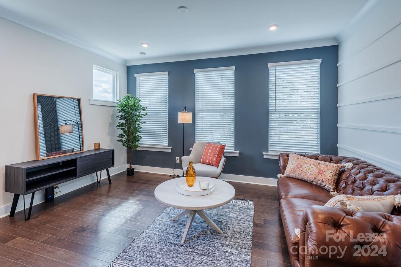 Charlotte, North Carolina 28213, United States, 3 Bedrooms Bedrooms, ,4 BathroomsBathrooms,Residential,Active,59779