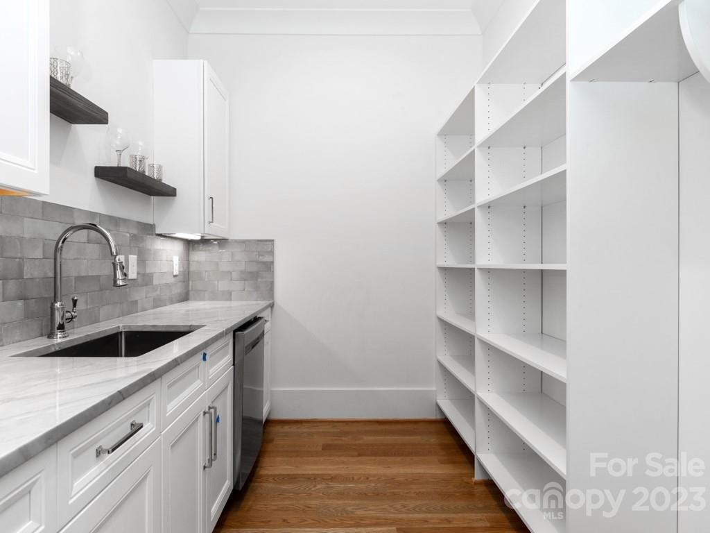 Barclay Downs - Residential