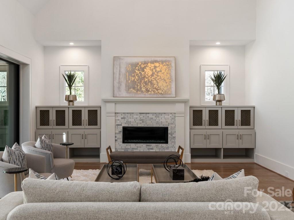 Barclay Downs - Residential