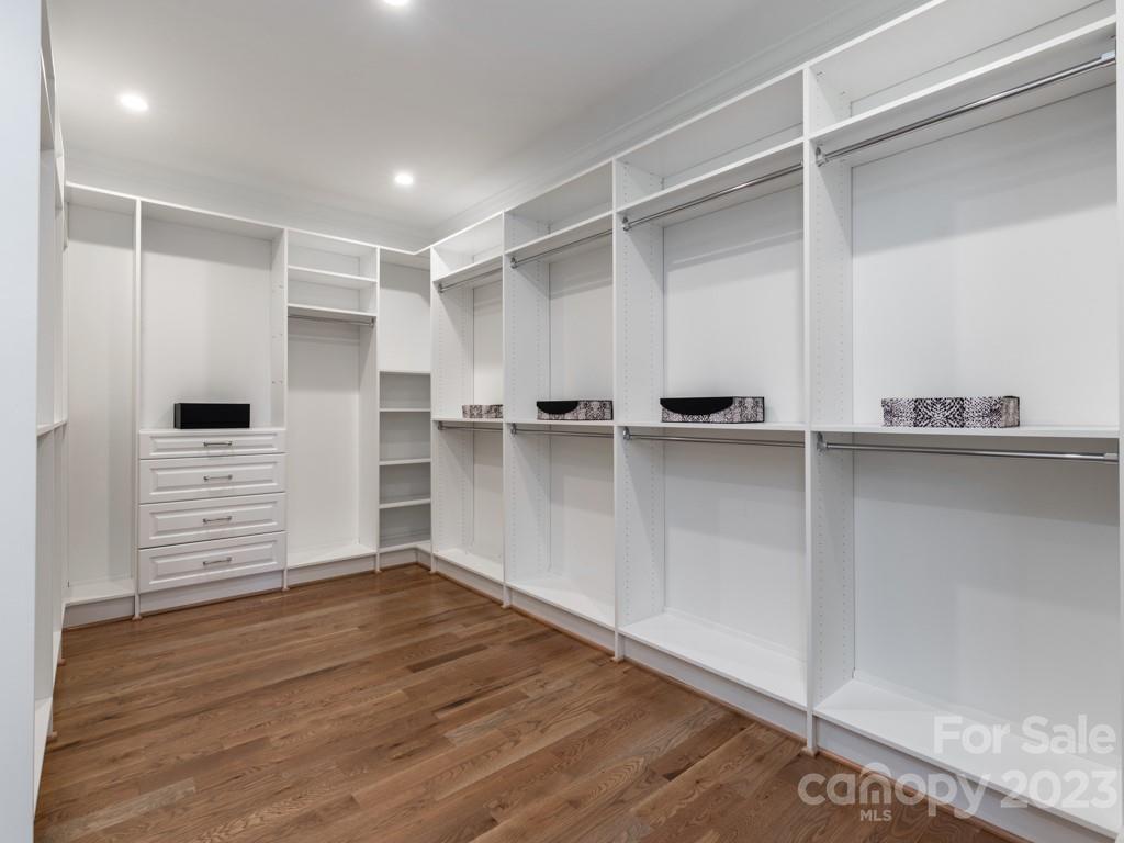 Barclay Downs - Residential