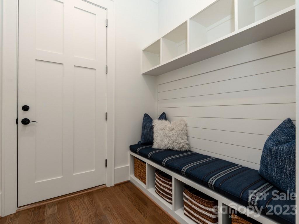 Barclay Downs - Residential