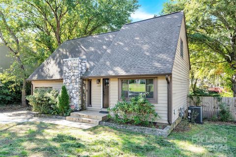 11725 Carmel Lakes Drive Charlotte NC 28226