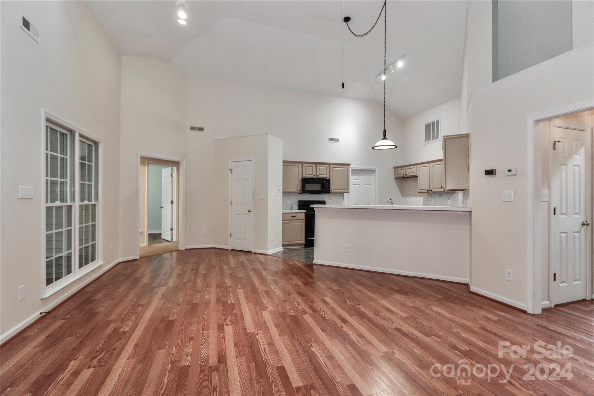 Franklin Grove - Residential