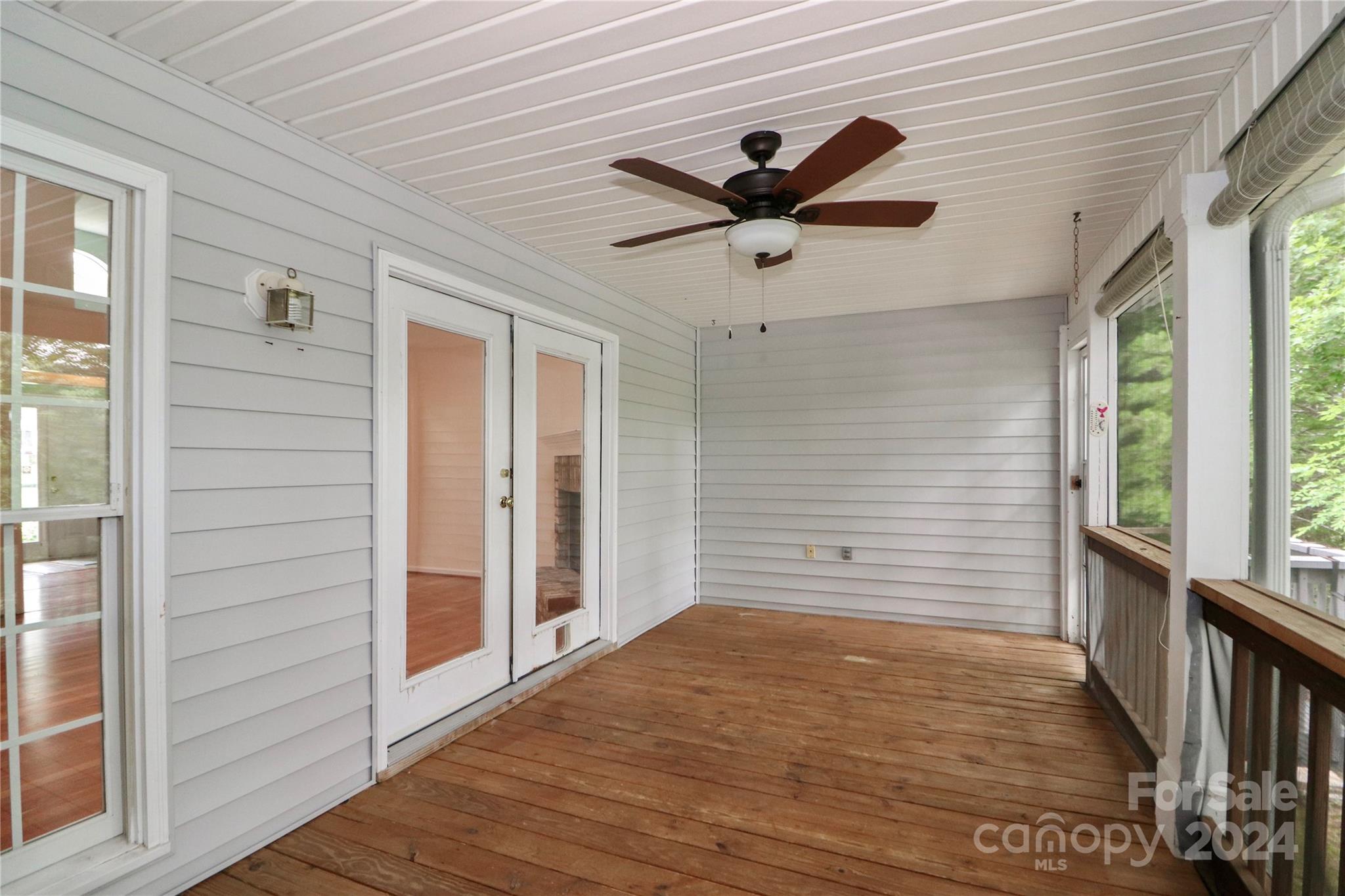 Franklin Grove - Residential