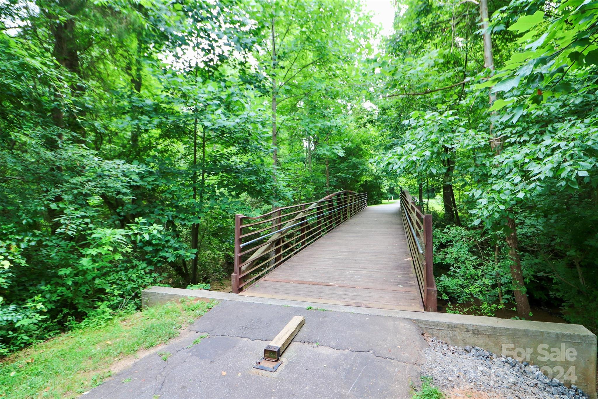 Franklin Grove - Residential