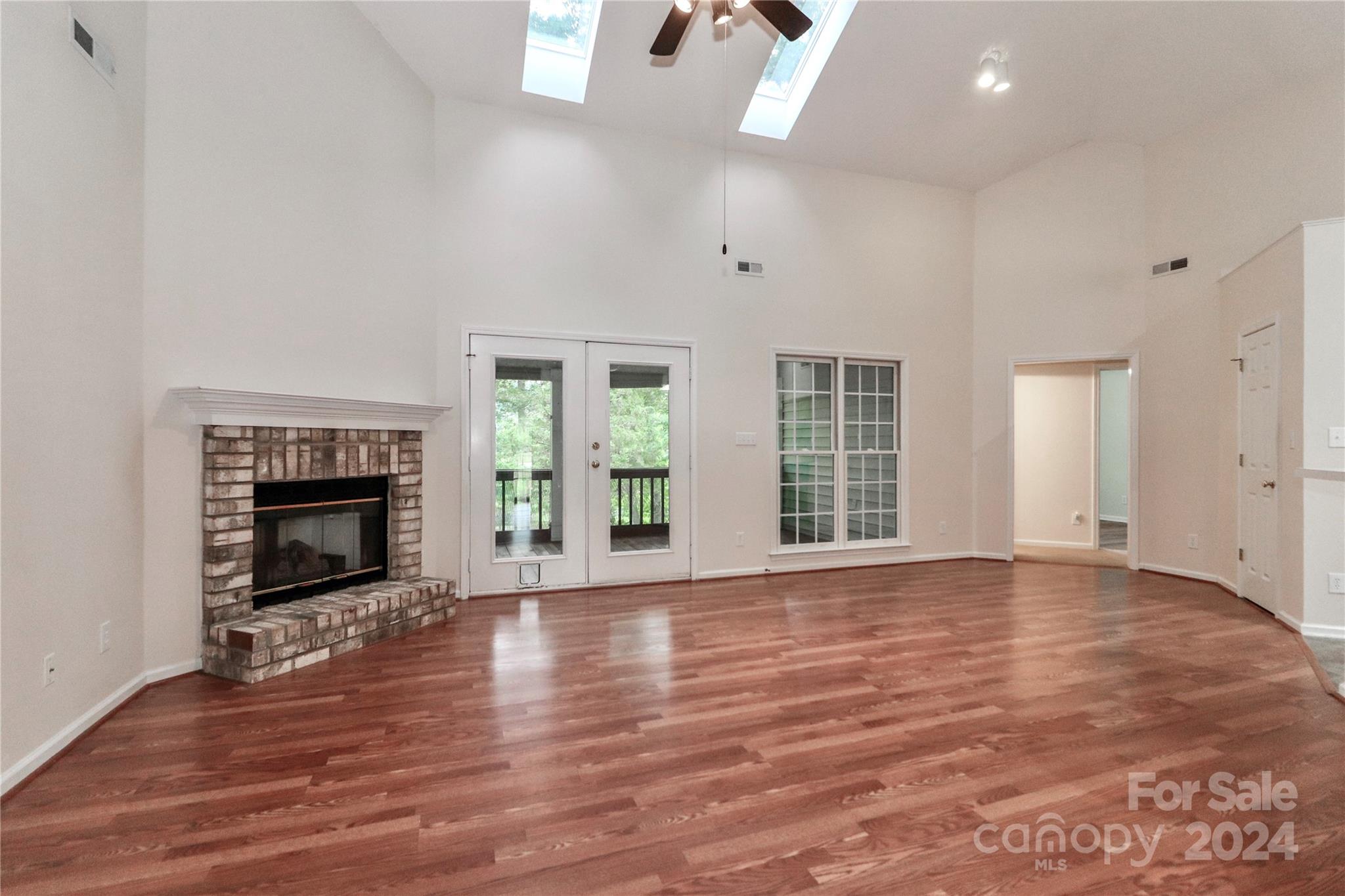 Franklin Grove - Residential