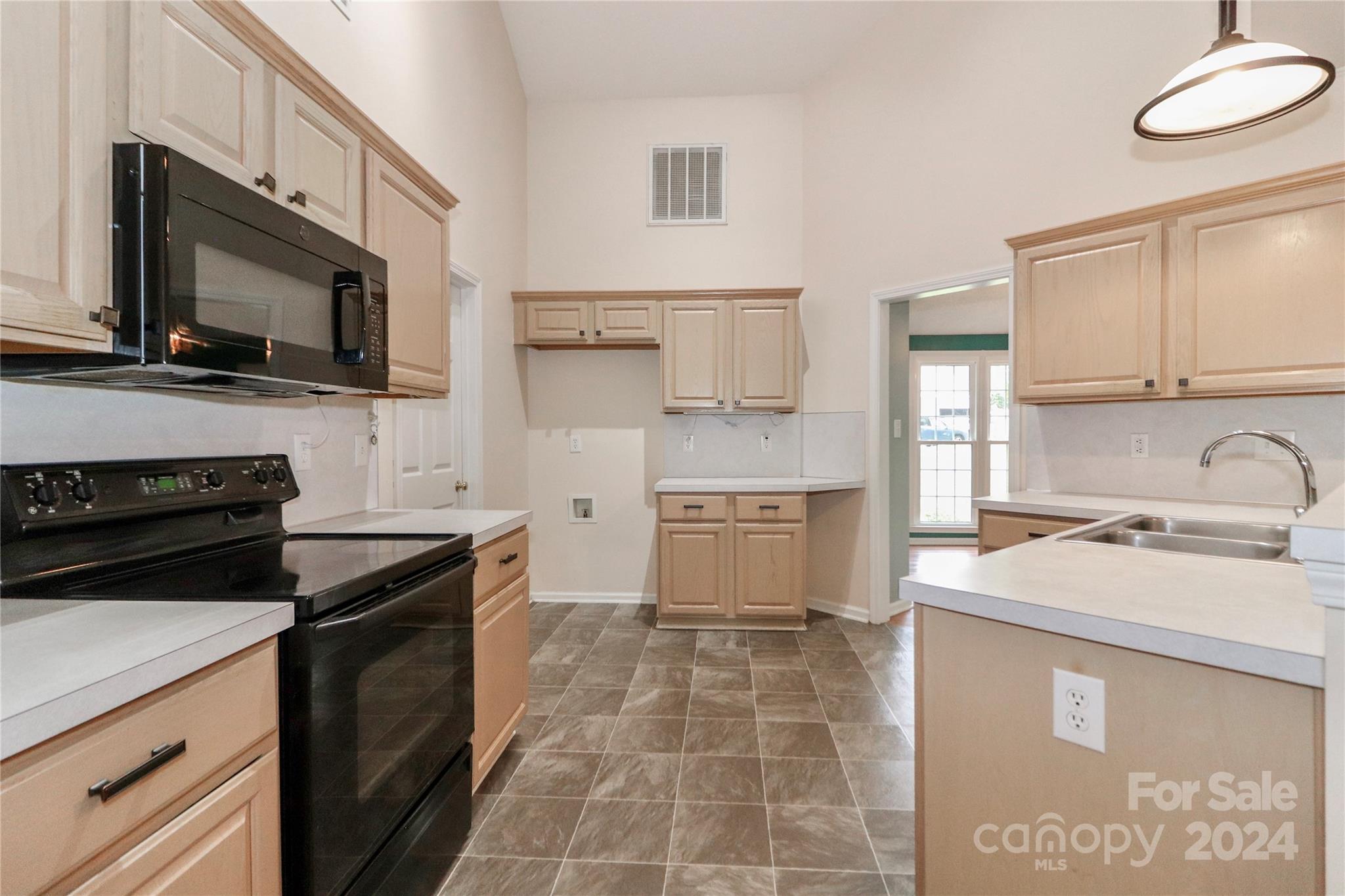 Franklin Grove - Residential