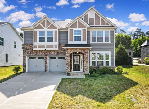 3322 Helmsley Court Concord NC 28027