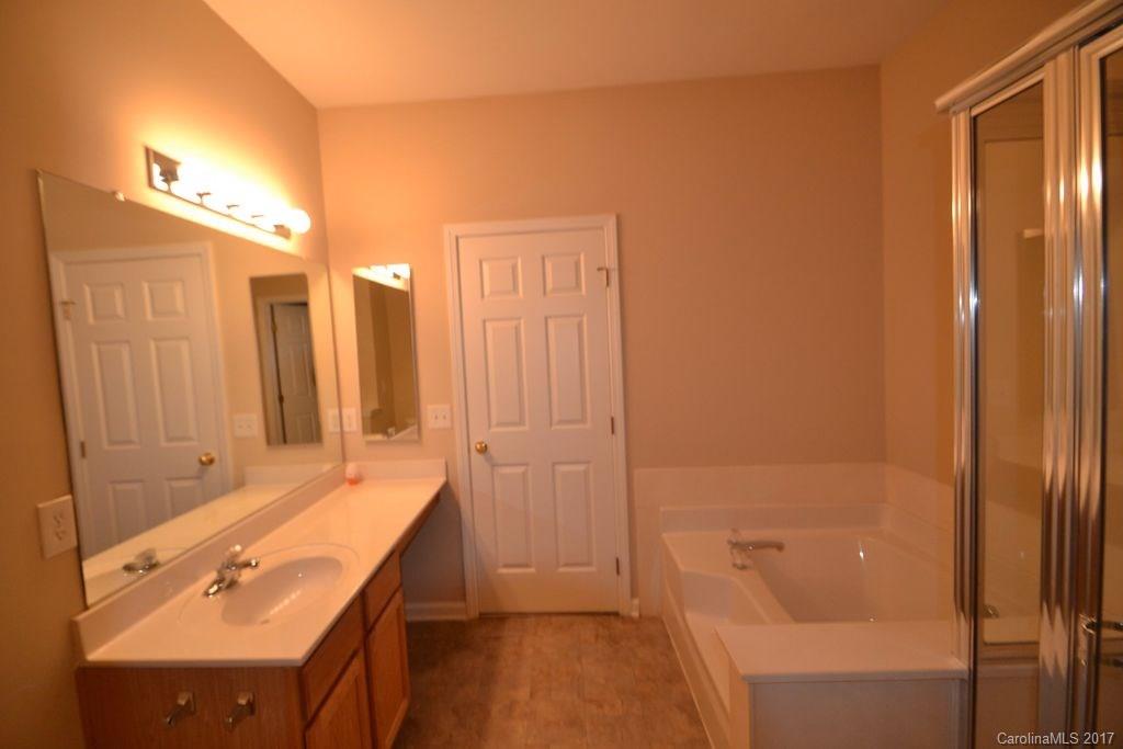 Robinwood Village - Residential Lease