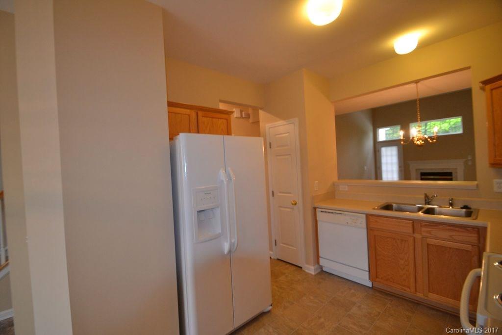 Robinwood Village - Residential Lease