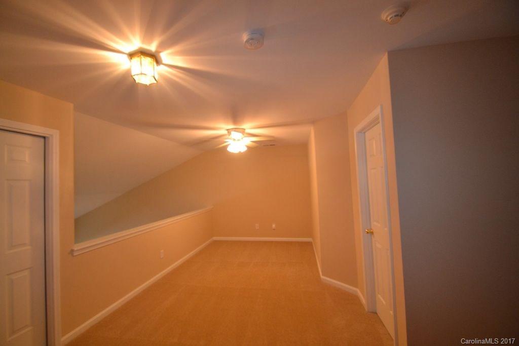 Robinwood Village - Residential Lease