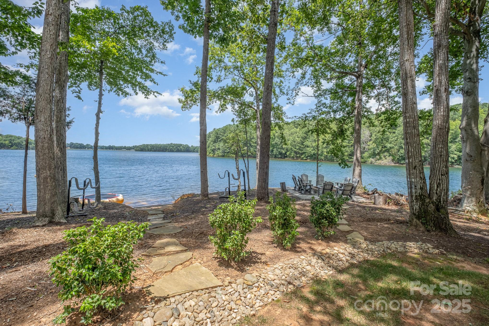 708 Amalfi Drive