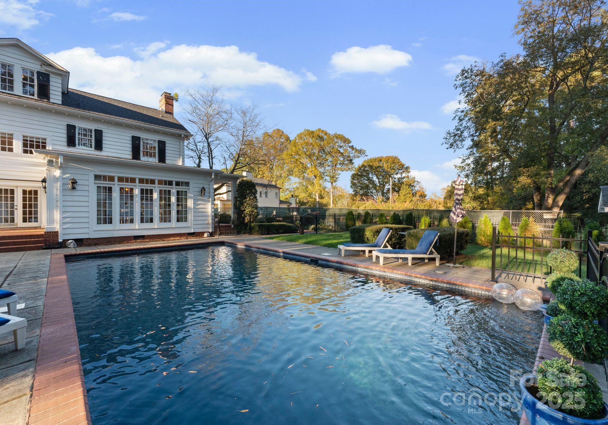 Foxcroft - Residential