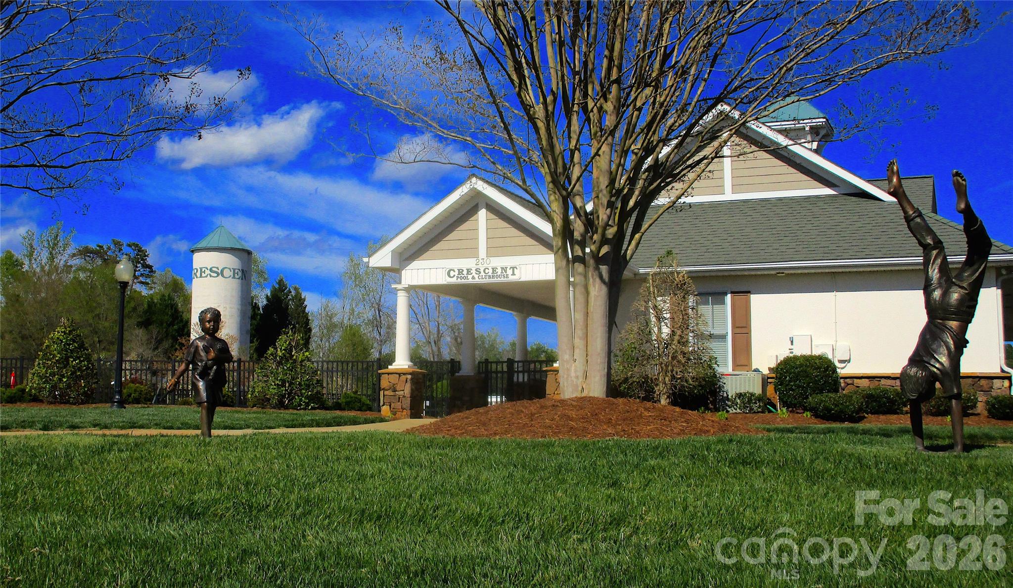 The Greens at Crescent - Residential