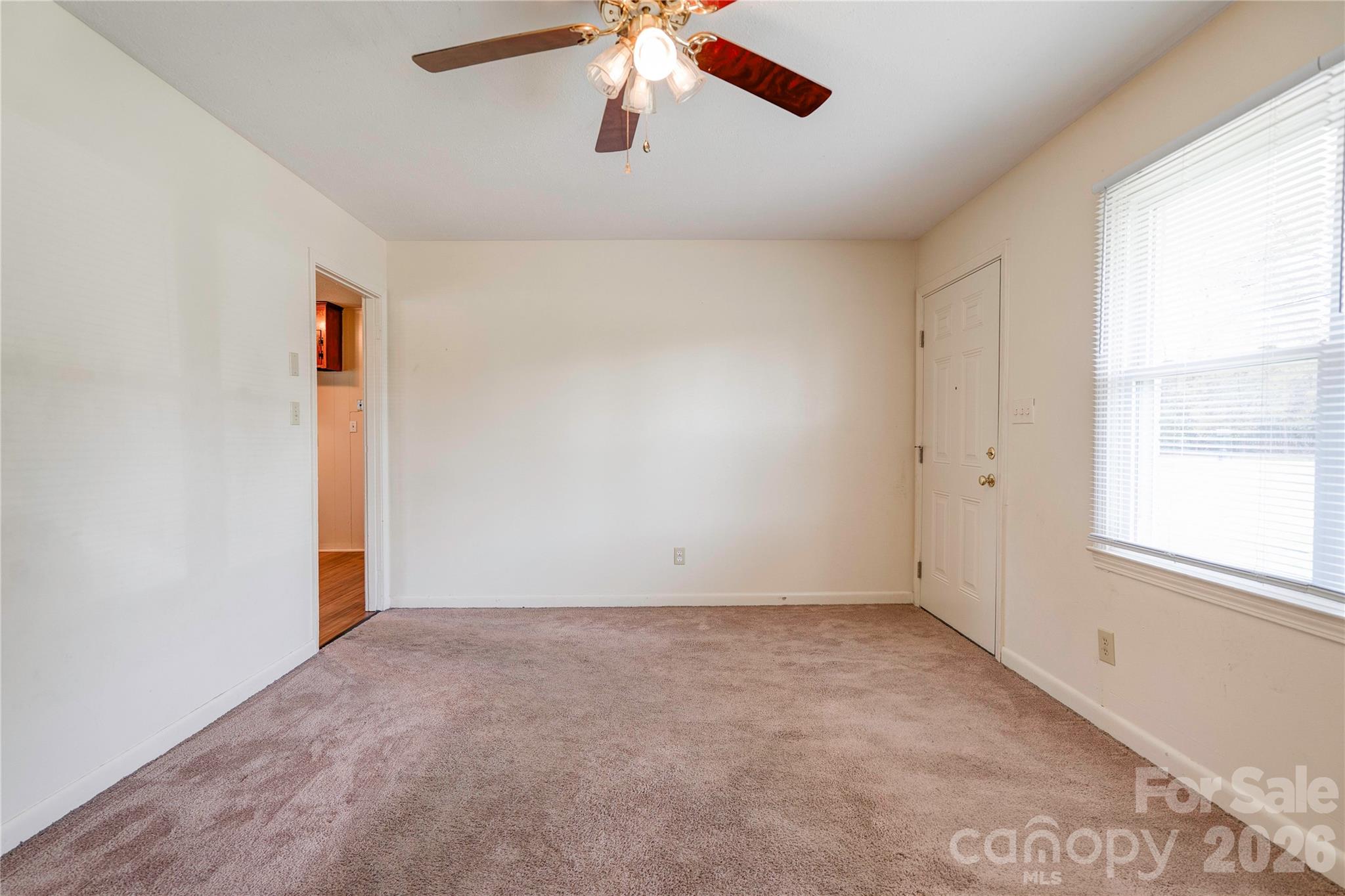 1904 Sulphur Springs Road