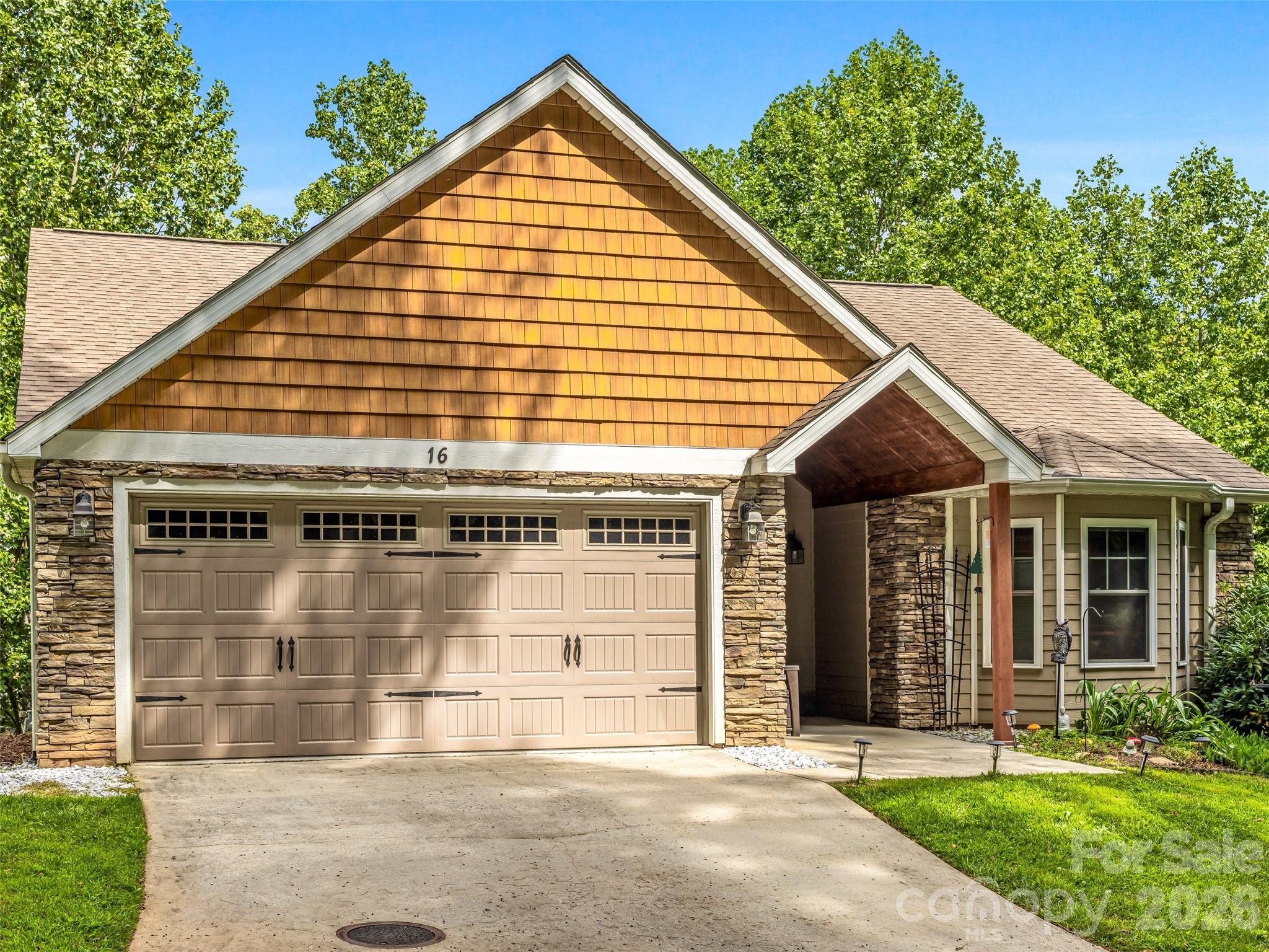 16 Jennlynn Drive