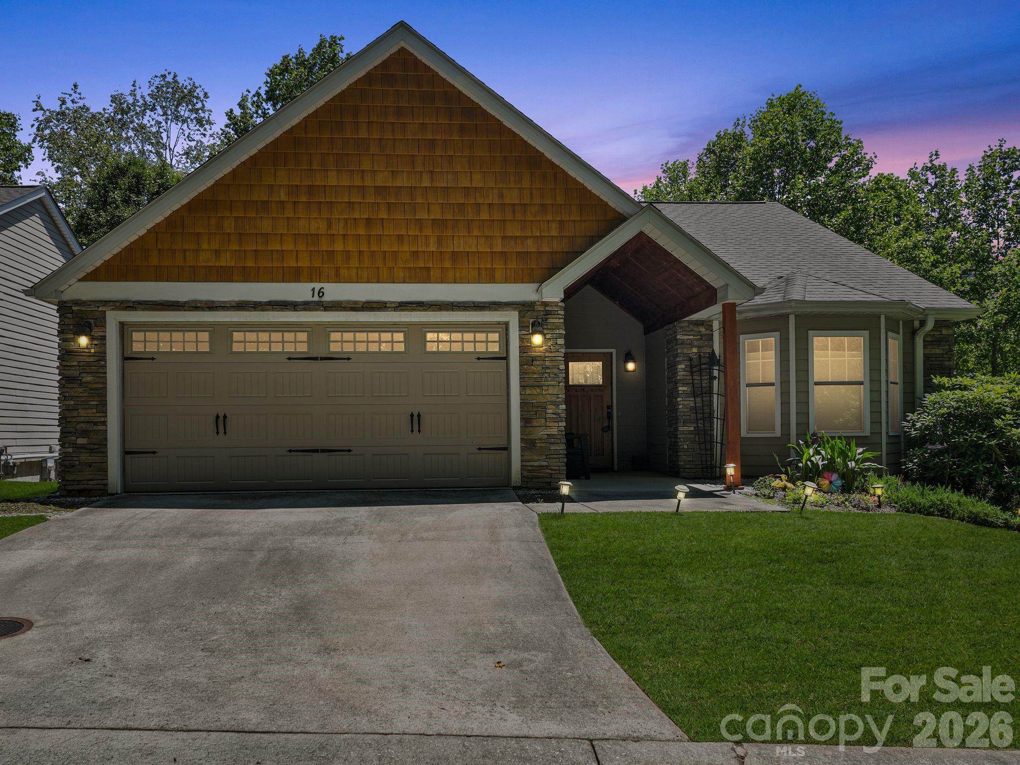 16 Jennlynn Drive