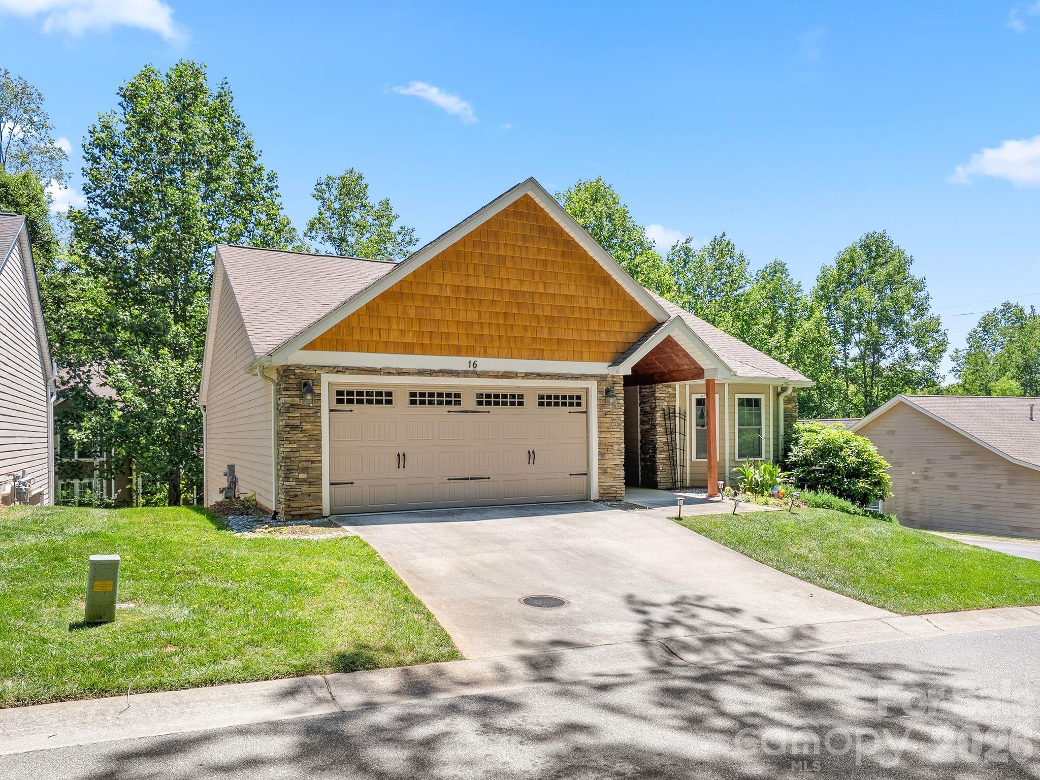 16 Jennlynn Drive