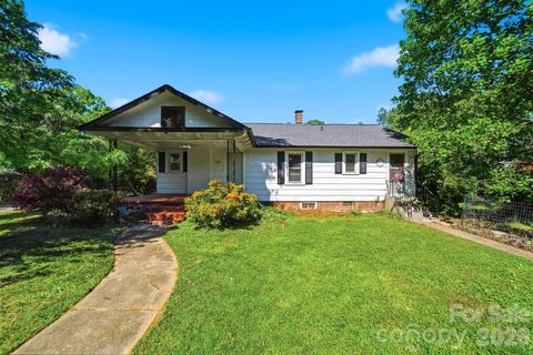 Photo of 110 Griffin Street, Connelly Springs, NC 28612 (MLS # 4372281)