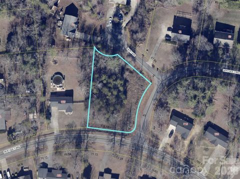 Photo of 00 Heritage Creek Drive, Hickory, NC 28601 (MLS # 4367554)