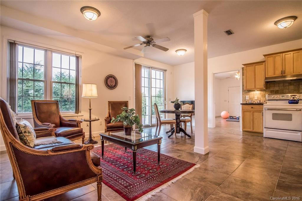 Laurel Oaks - Residential