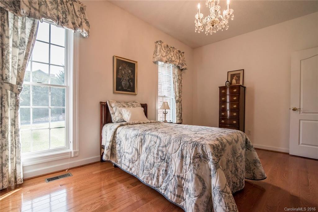 Laurel Oaks - Residential